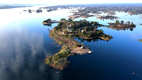 The land that remained unsubmerged after the dam was built has now transformed into an island, becoming a key tourist attraction of Dumboor Lake. 