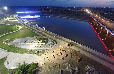 A complex eight-habitat ecosystem was replaced with a rigid concrete channel that prioritizes urban aesthetics over hydrological health.