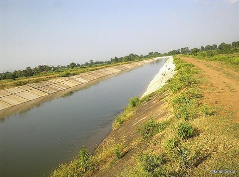 Canal irrigation to sustain crops. Image Source: Kailash Mohankar&nbsp; Via Wikimedia Commons