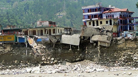 Floods in Uttarakhand in 2013 severely damaged hundreds of villages across Uttarkashi, Rudraprayag, Chamoli and Tehri regions (Image: Oxfam International, Flickr Commons, CC BY-NC-ND 2.0)