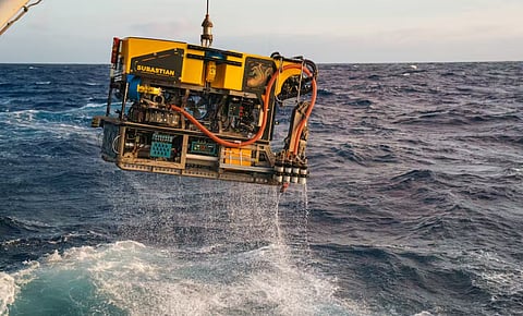 remotely operated vehicle