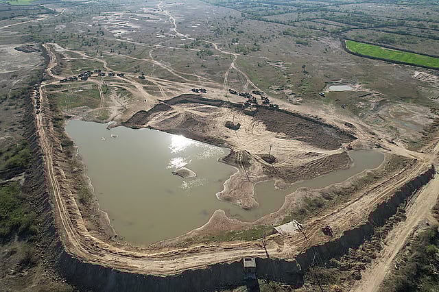 स्थानीय तालाबों से संभव हो सकी है खेती