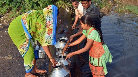 लॉकडाउन में अगर पानी की किल्लत है तो यहां करें फोन