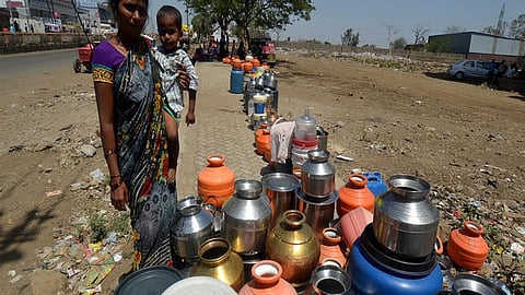 संविधान, जल नीति और मौजूदा जल संकट