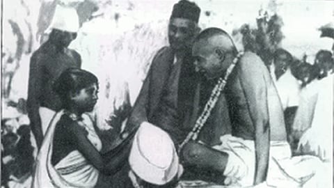 महात्मा गाँधी और सामाजिक समता