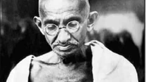 स्वच्छता : हमारे भीतर और आसपास