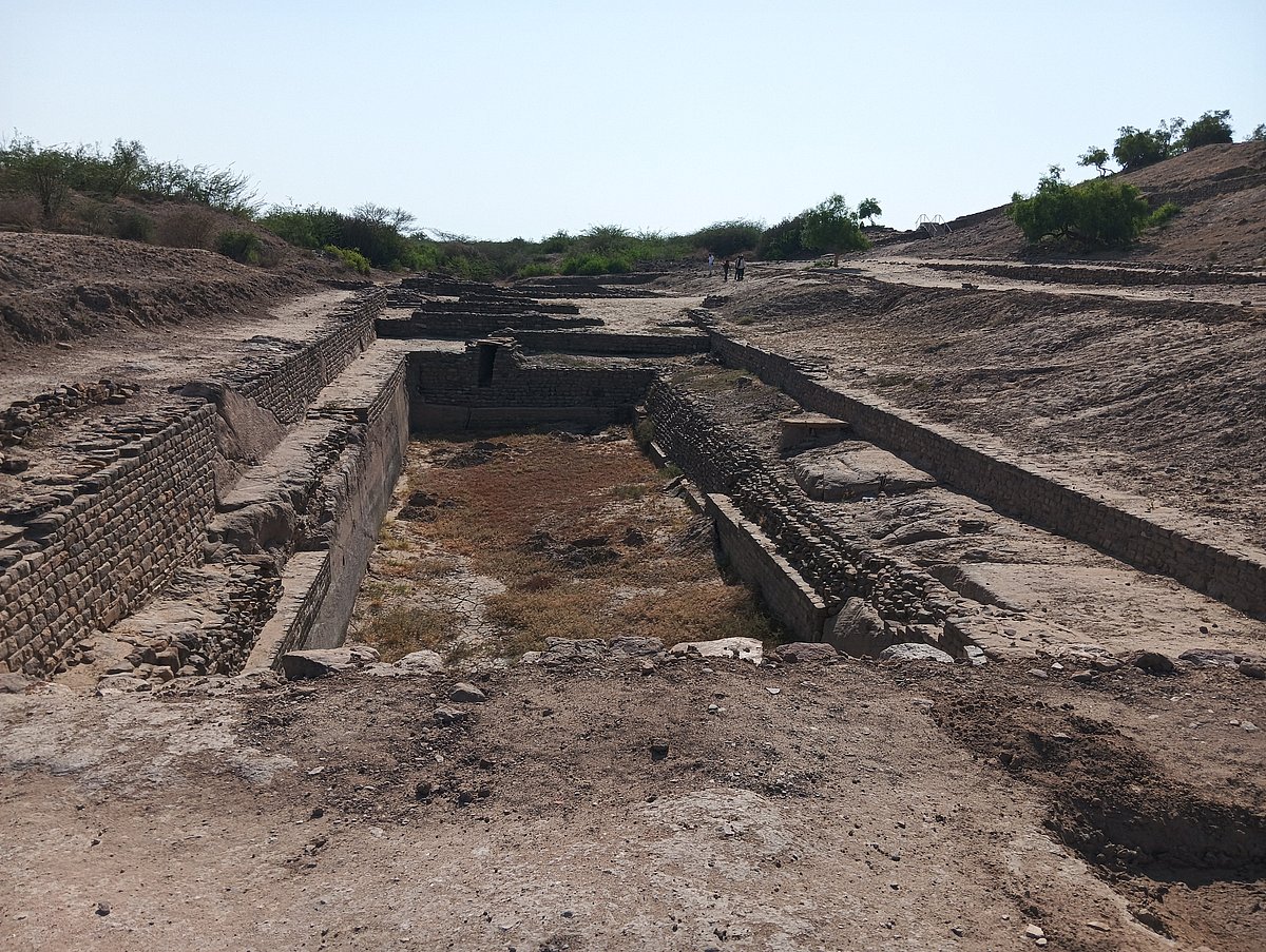 Reservoir In Rajput Ruled Dholaviraโs Water Wisdom: Ancient Lessons for Modern India