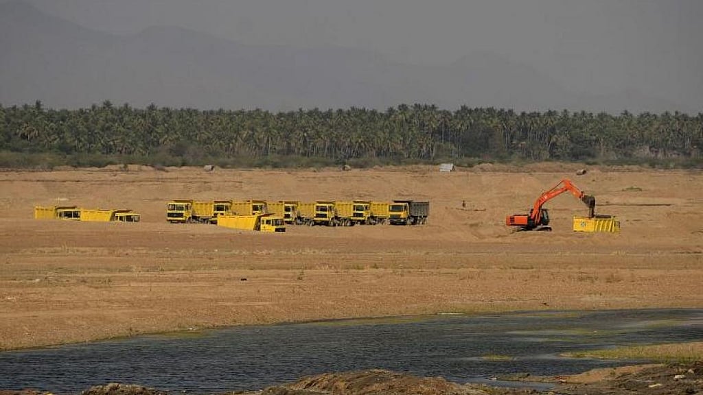 Plundered rivers, vanishing ecosystems: Sandmining in India’s west