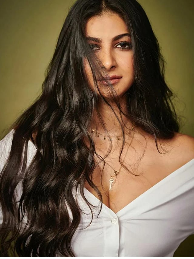 Top 10 looks styled by birthday girl Rhea Kapoor