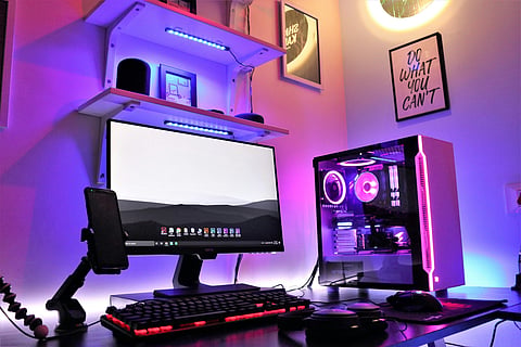 How to make your computer setup as aesthetic as you!