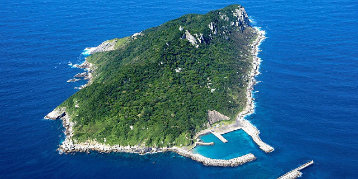 Japan's men-only island up for World Heritage status