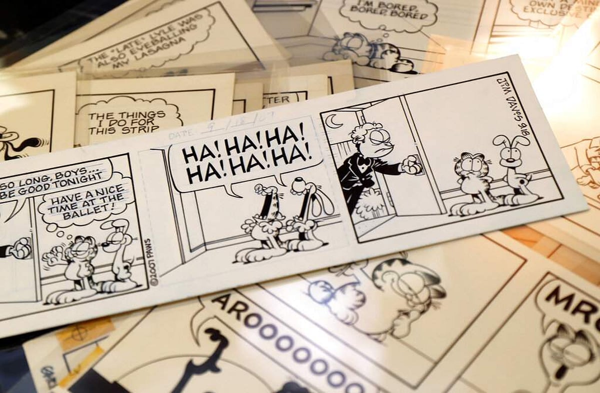Cartoonist Jim Davis offers more than 11,000 Garfield hand-drawn comic ...