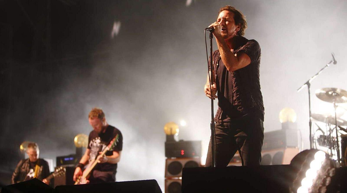 Pearl Jam postpones upcoming tour over coronavirus scare