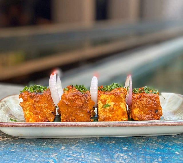 Vice Global Tapas Bar in Juhu, Mumbai is perfect for some lipsmacking tapas and cocktails