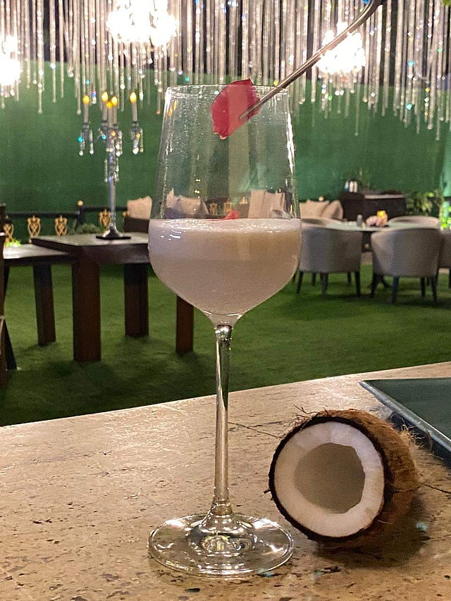 10 cocktails recipes to make most of the preDiwali parties