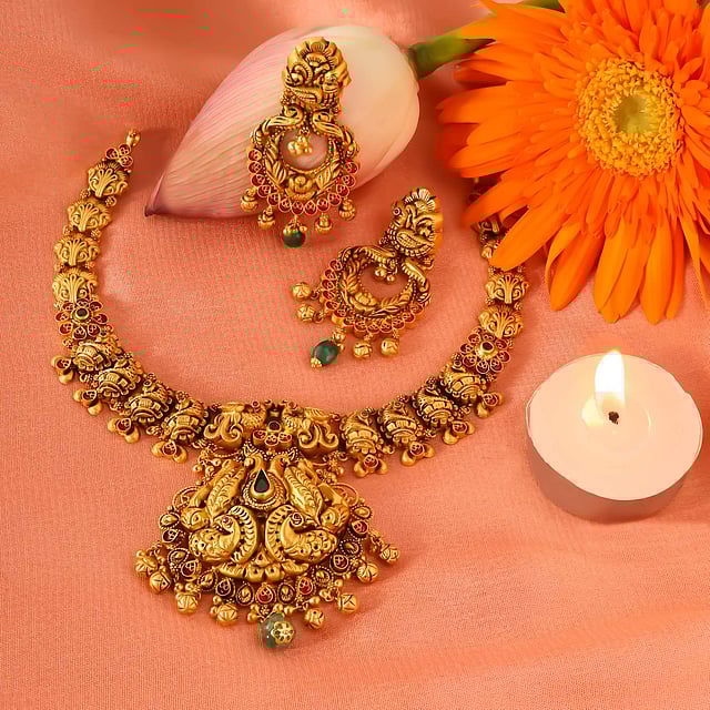 Kolkata jewellers to visit for your Dhanteras shopping spree