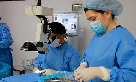 Analizarán presupuesto para realizar segunda etapa de cirugías gratuitas de cataratas en Morelia