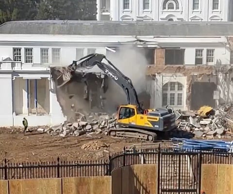 White House East Wing Demolition Starts for Trump's Lavish Ballroom Project