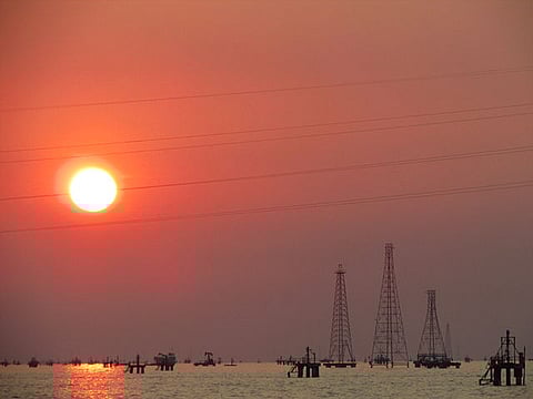 US-India Talks on Venezuelan Oil Signal Shift from Russian Imports