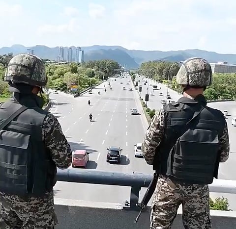 Islamabad Locks Down as U.S.-Iran Talks Near Under Tight Security