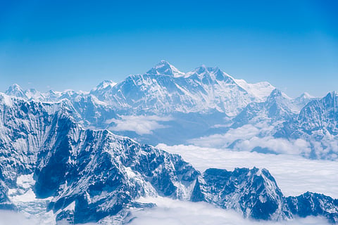 Record 274 Climbers Scale Mount Everest in Single Day From Nepal