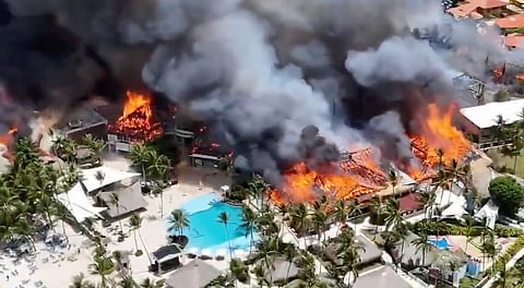 Tourist Dies, 1,700 Evacuated After Fire at Dominican Republic Resort
