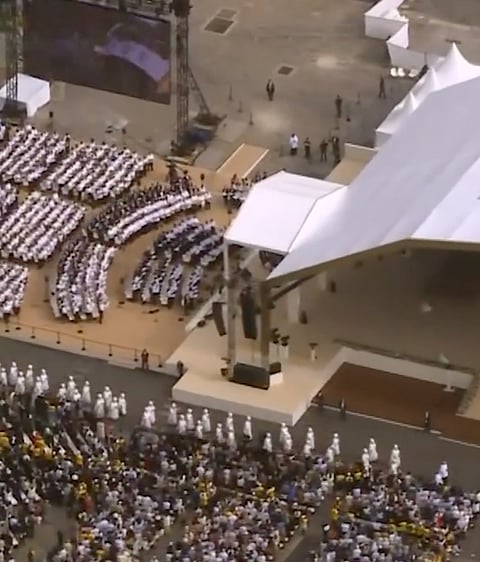 Pope Leo Praises Young Catholics as 700,000 Attend Paris Open-Air Mass
