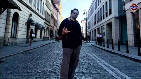 ‘King’: Arshad Warsi starts shooting for Shah Rukh Khan starrer in Poland - See Pic