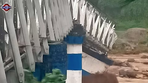 Bridge collapses in West Bengal's Darjeeling