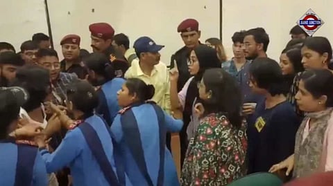 ABVP, Left groups clash at JNU over 'derogatory remarks on UP, Bihar students'