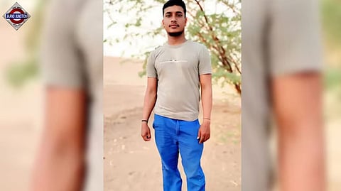 A 27-year-old Jharkhand man, Vijay Kumar Mahato, was killed in a crossfire between Saudi police and liquor smugglers.