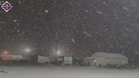 First snowfall marks start of Chilaikalan, lifts spirits across Kashmir.