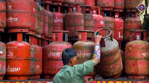 Centre Weighs Ethanol For Commercial Cooking Amid LPG Supply Disruptions Due To West Asia War