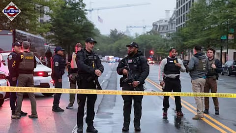 Gunman shot dead after firing at White House checkpoint