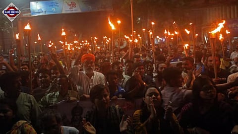Large Hindu Protest in Dhaka, Crowd Chants Jai Shri Ram