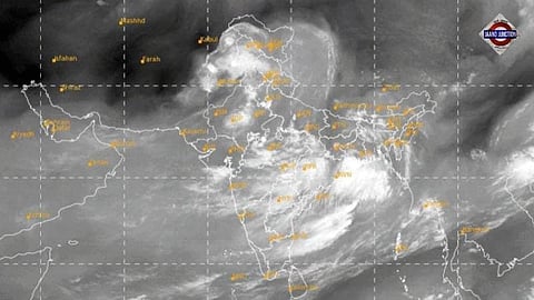 ISRO's INSAT-3DR and INSAT-3DS satellite imagery shows storm clouds covering over 70% of India, indicating intensified monsoon activity and deep convective weather systems across several regions.
