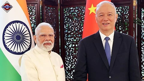 PM Modi with Cai Qi