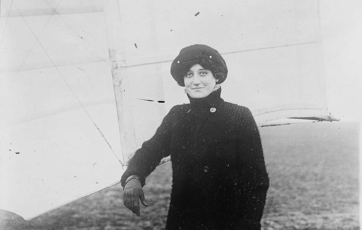 8th March 1910, Raymonde de Laroche, became the first woman pilot in ...