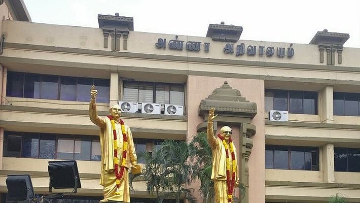 வாக்கு எண்ணிக்கை 4 மணி நிலவரம் ;  தமிழகத்தில் திமுகவிற்கு வெற்றி முகம் !