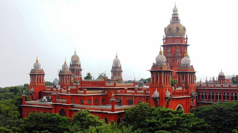 “மாணவர்களின் செமஸ்டர் தேர்வு முடிவுகளை அண்ணா பல்கலைக்கழகம் உடனடியாக வெளியிட வேண்டும்” : ஐகோர்ட் உத்தரவு!