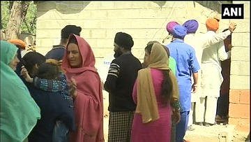 நான்காம் கட்ட மக்களவைத் தேர்தல் - 3 மணிவரை 50% வாக்குப்பதிவு!