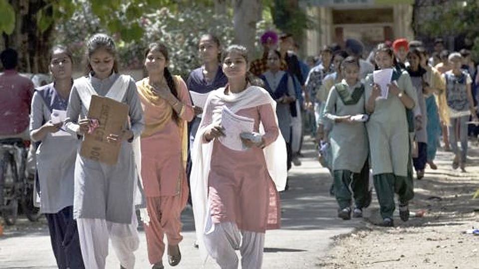 அதிர்ச்சி தகவல் : உ.பி-யில் 165 பள்ளிகளில் ஒரு மாணவர் கூட தேர்ச்சி பெறவில்லை!