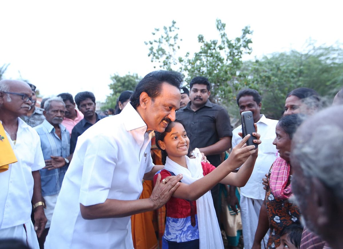 ஒட்டப்பிடாரத்தில் பிரச்சாரத்தில் ஈடுபட்ட தி.மு.க தலைவர் மு.க.ஸ்டாலின்!புகைப்படத் தொகுப்பு!