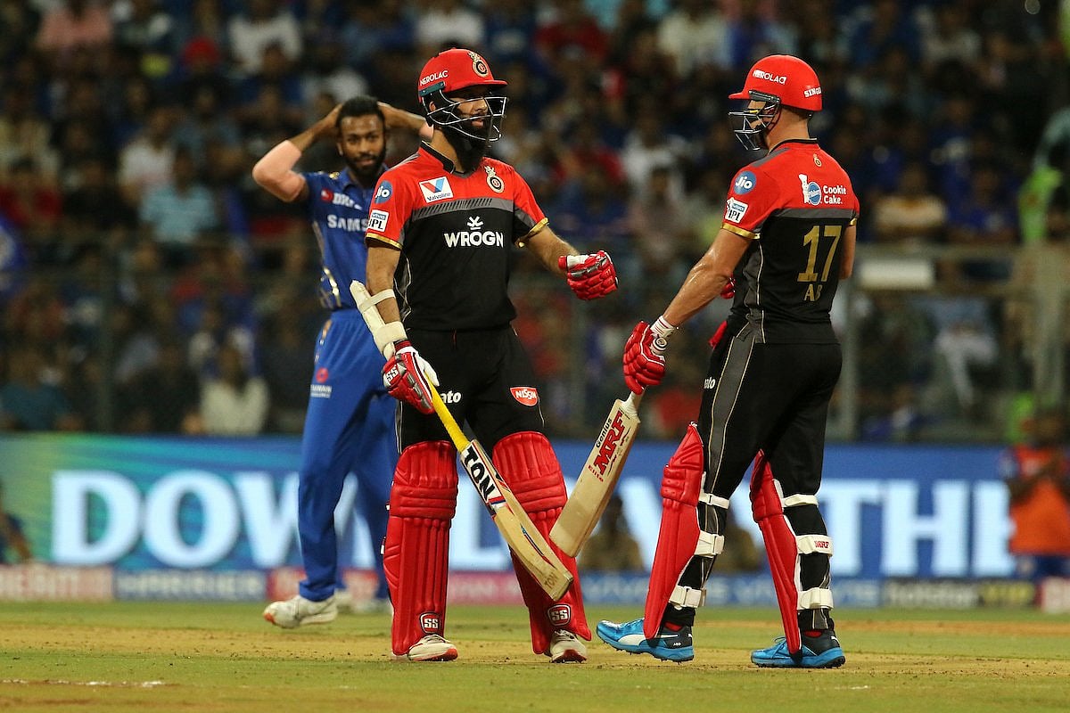 மொயீன் அலி, டிவில்லியர்ஸ்