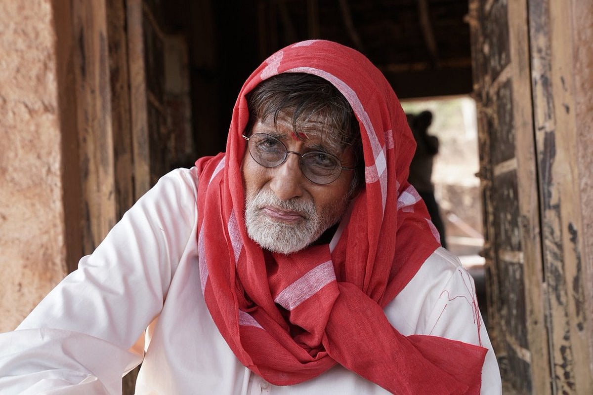உயர்ந்த மனிதன் படத்தின் பிரத்யேக ஸ்டில்ஸ்   