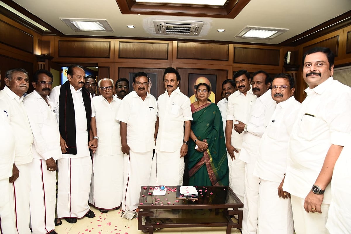 எடப்பாடி பழனிச்சாமியின் நாட்கள் எண்ணப்பட்டுக்கொண்டு இருக்கின்றது - வைகோ பேட்டி!