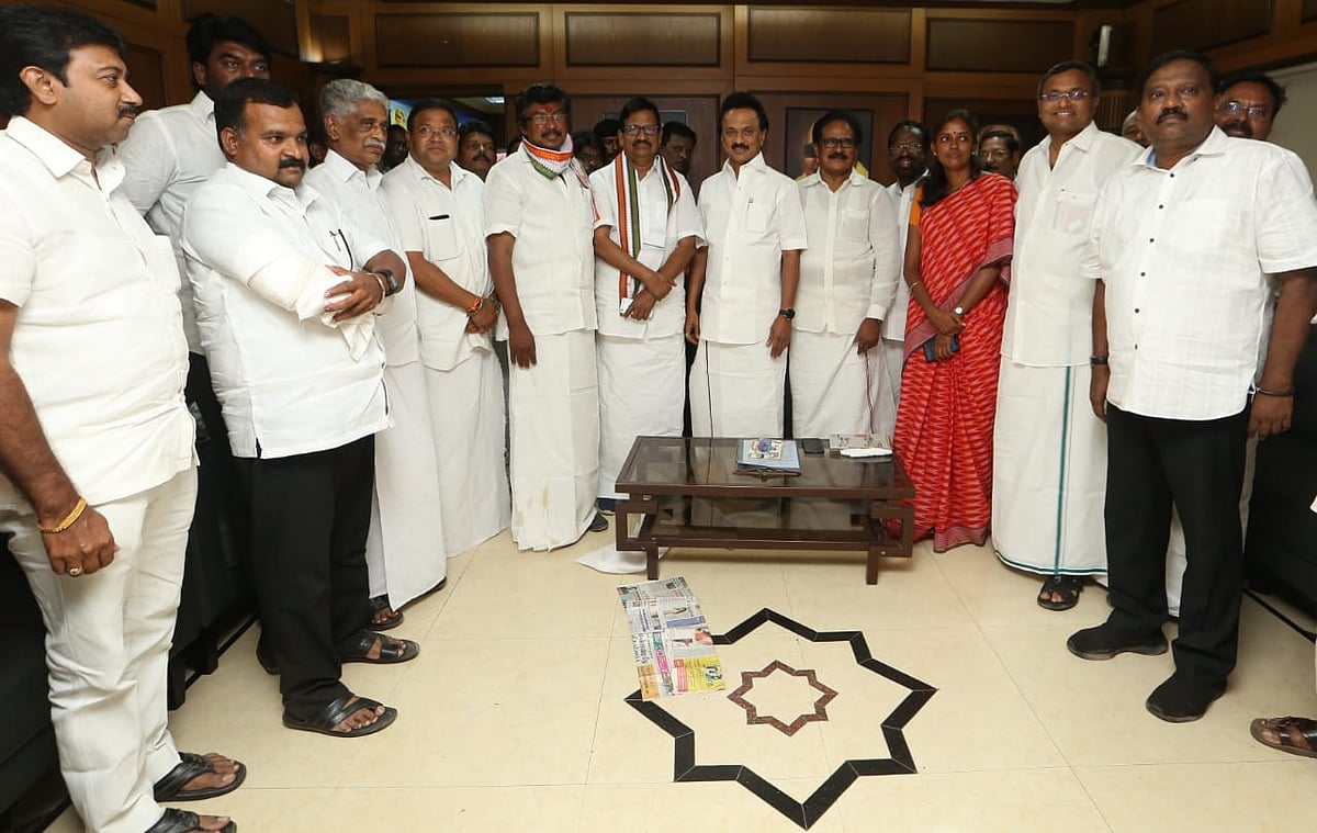 தி.மு.க தலைவரைச் சந்தித்து வாழ்த்துப் பெற்ற கூட்டணிக் கட்சி எம்.பி.க்கள்! (Album)