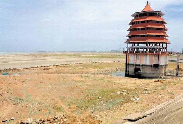 5 நாட்கள் விநியோகம் செய்ய மட்டுமே குடிநீர் உள்ளது - கைவிரித்த சென்னை மெட்ரோ!