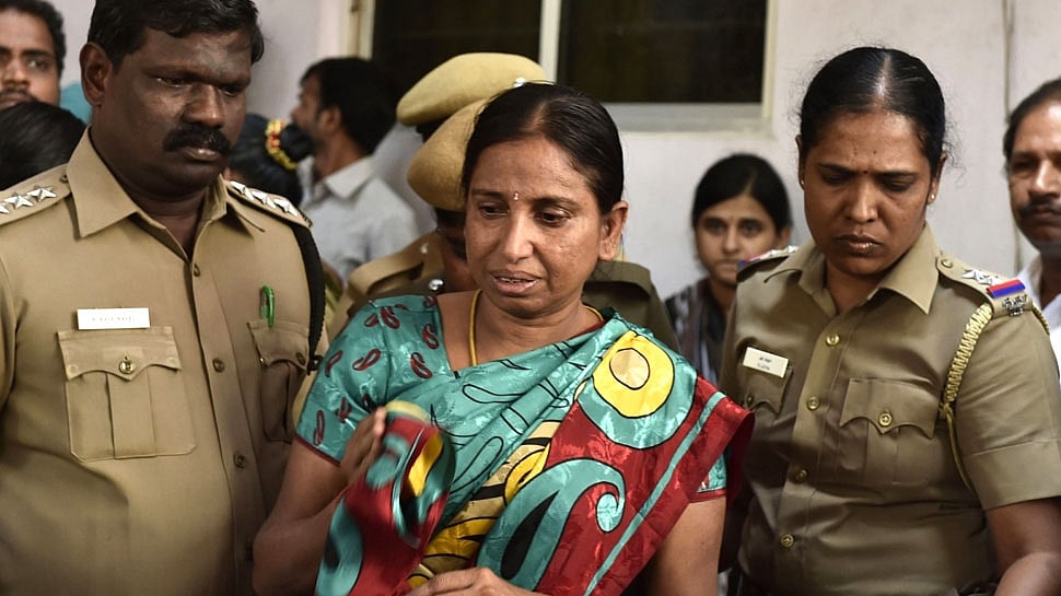 "என்னை விடுதலை செய்ய உத்தரவிட வேண்டும்" - உயர்நீதிமன்றத்தில் ஆட்கொணர்வு மனு தாக்கல் செய்த நளினி!