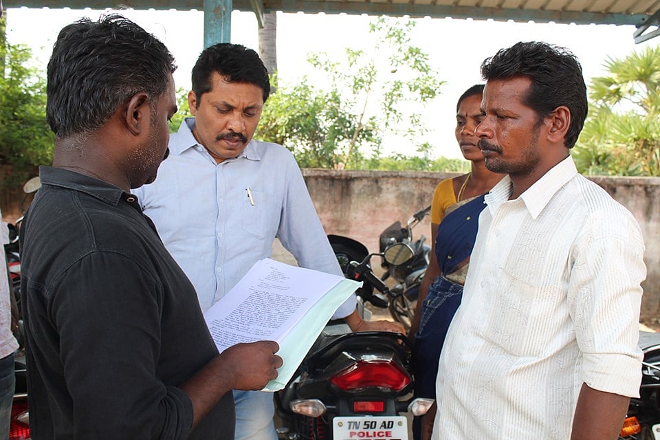 “என்னால் சாப்பிட முடியவில்லை” - வாயில் மலம் திணித்த சாதியக் கொடுமை! 